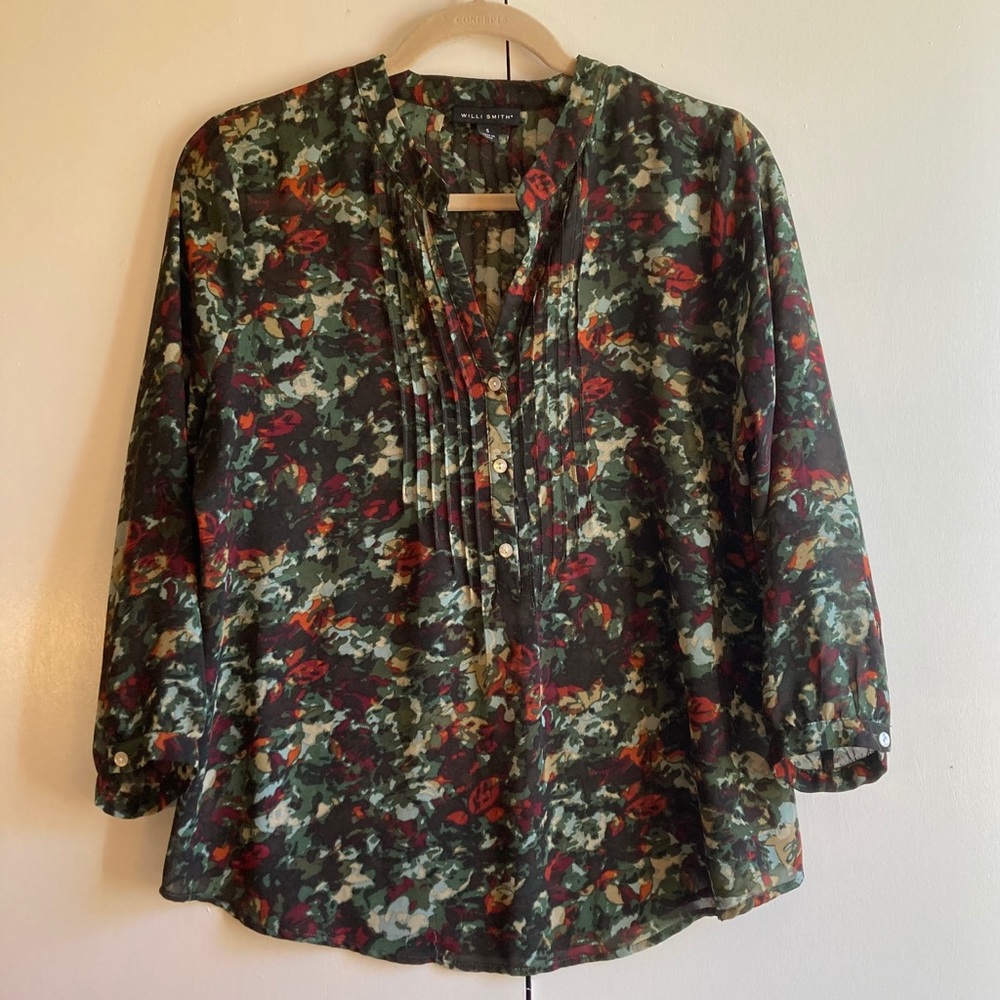 Willi Smith Semi-Sheer Long Sleeve Blouse in Floral Print Size Small